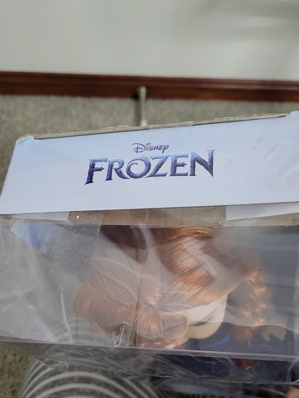 New Disney Frozen Anna Fashion Doll in Pink Cape & Blue Dress - Picture 7 of 8